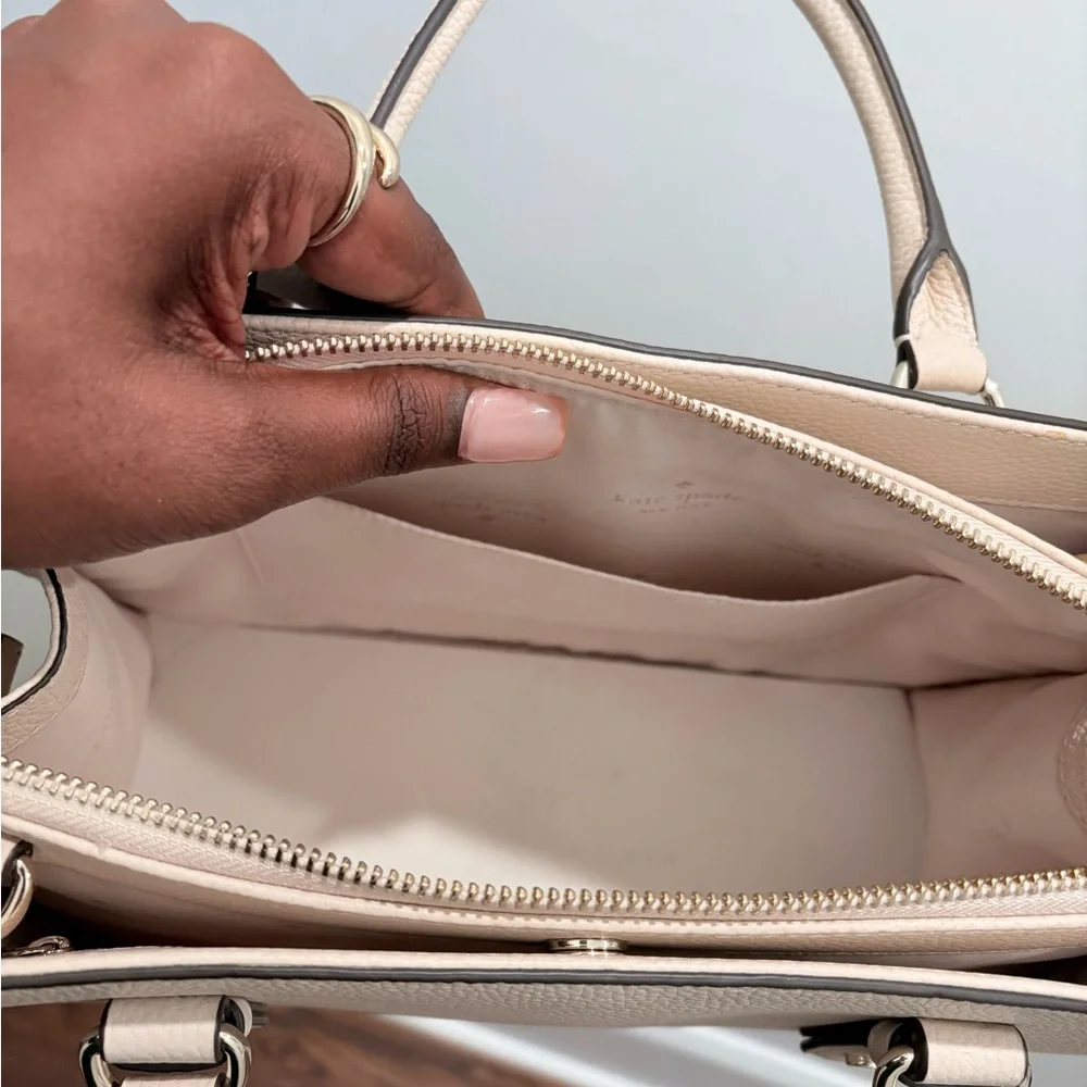 Kate Spade Chic Cream Satchel Bag - Picture 5 of 5